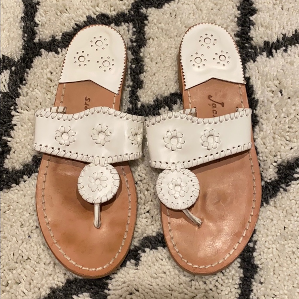 Women’s Size 7 white Jack Rogers Sandals